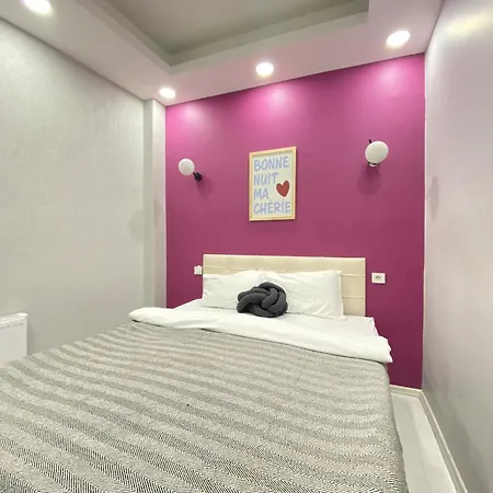 1br In Taksim - Steps To Istiklal